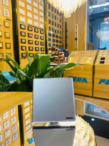 AURA VOLLBERG-GLASS SERIES PEHA LUXURY - BỘ CÔNG TẮC & Ổ CẮM